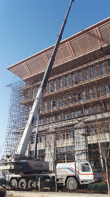 洛阳25吨吊车租赁